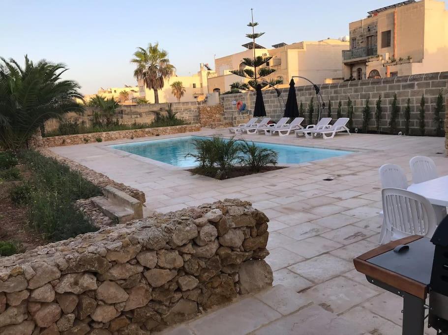 Farmhouse Villa With Large Pool And Garden In Gozo Għarb Zewnętrze zdjęcie
